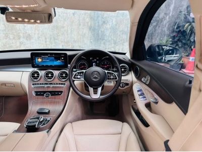 2019 Mercedes-Benz C220d Exclusive Facelift (W205) เพียง 50,000 กิโล รูปที่ 13